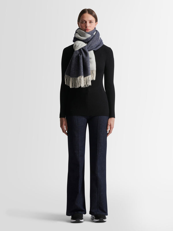OVERSIZE SCARF