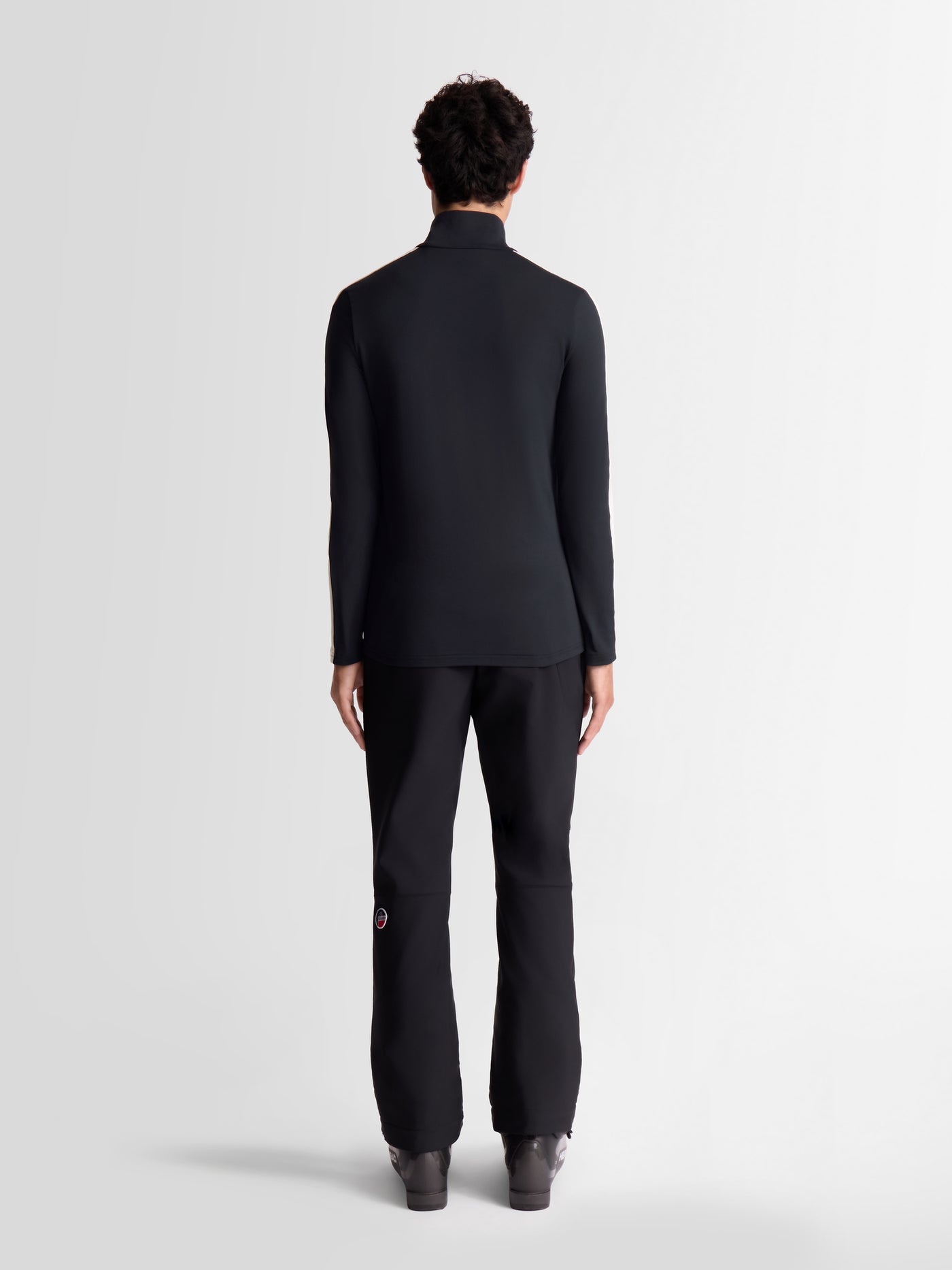 UNDER ALPILLE SWEATER