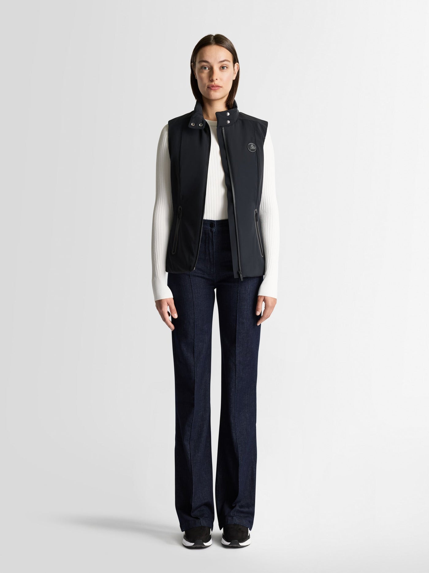 NAOMI SLEEVELESS JACKET