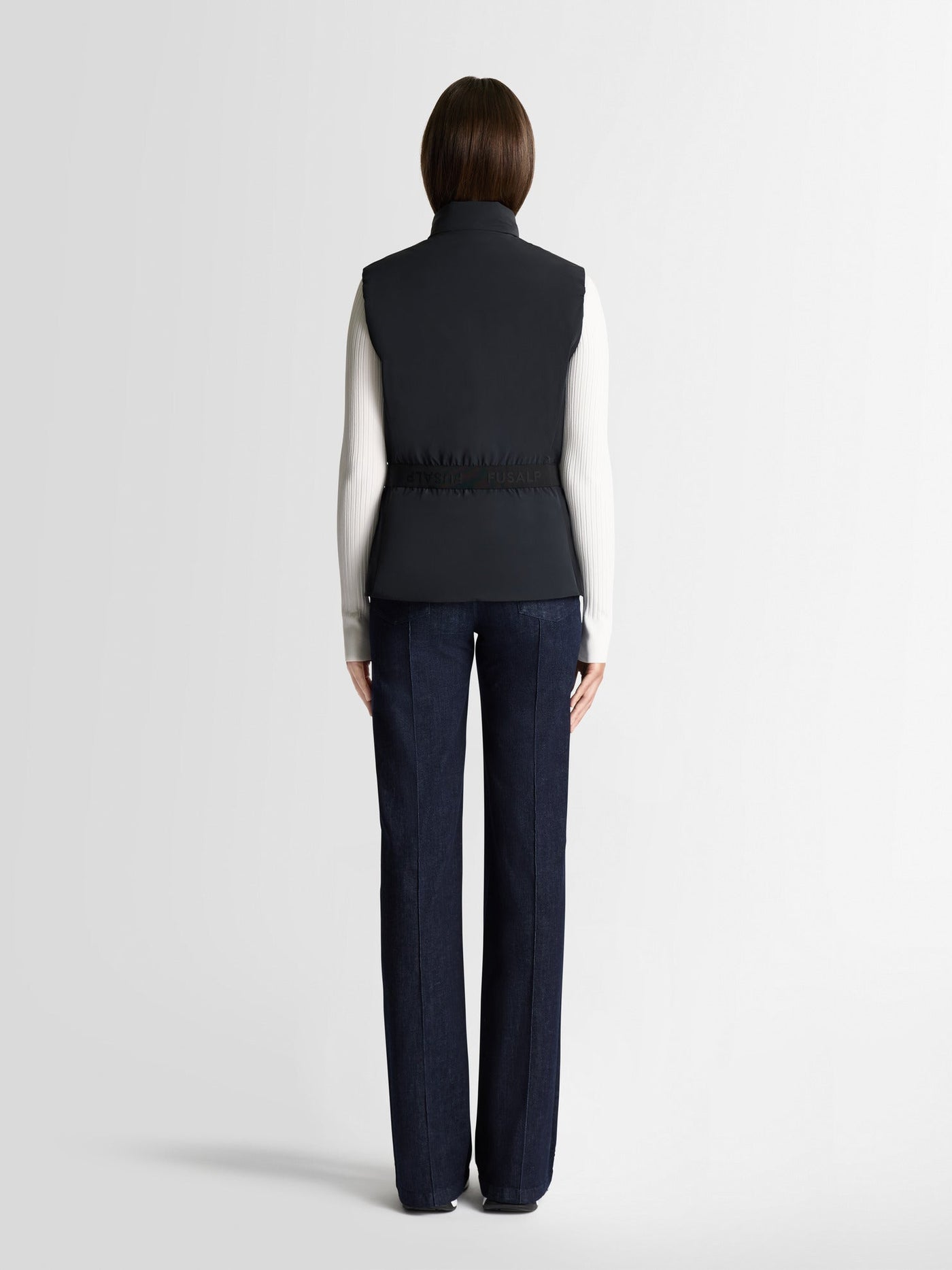 NAOMI SLEEVELESS JACKET