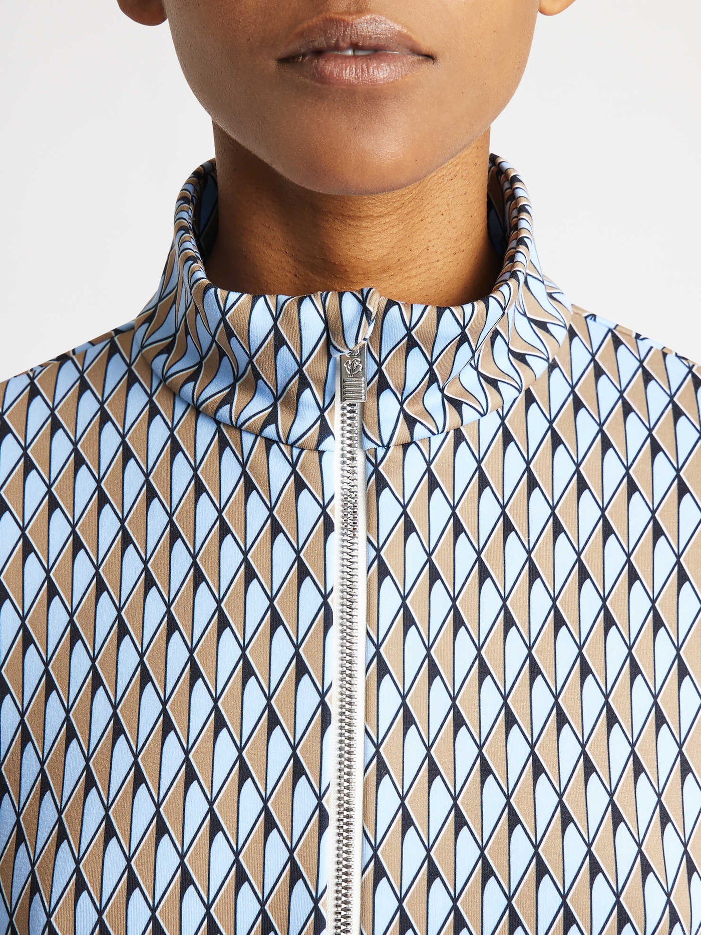 UNDER ORION PRINT SWEATER