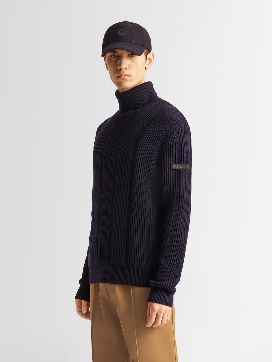 PULL ARISTOTE