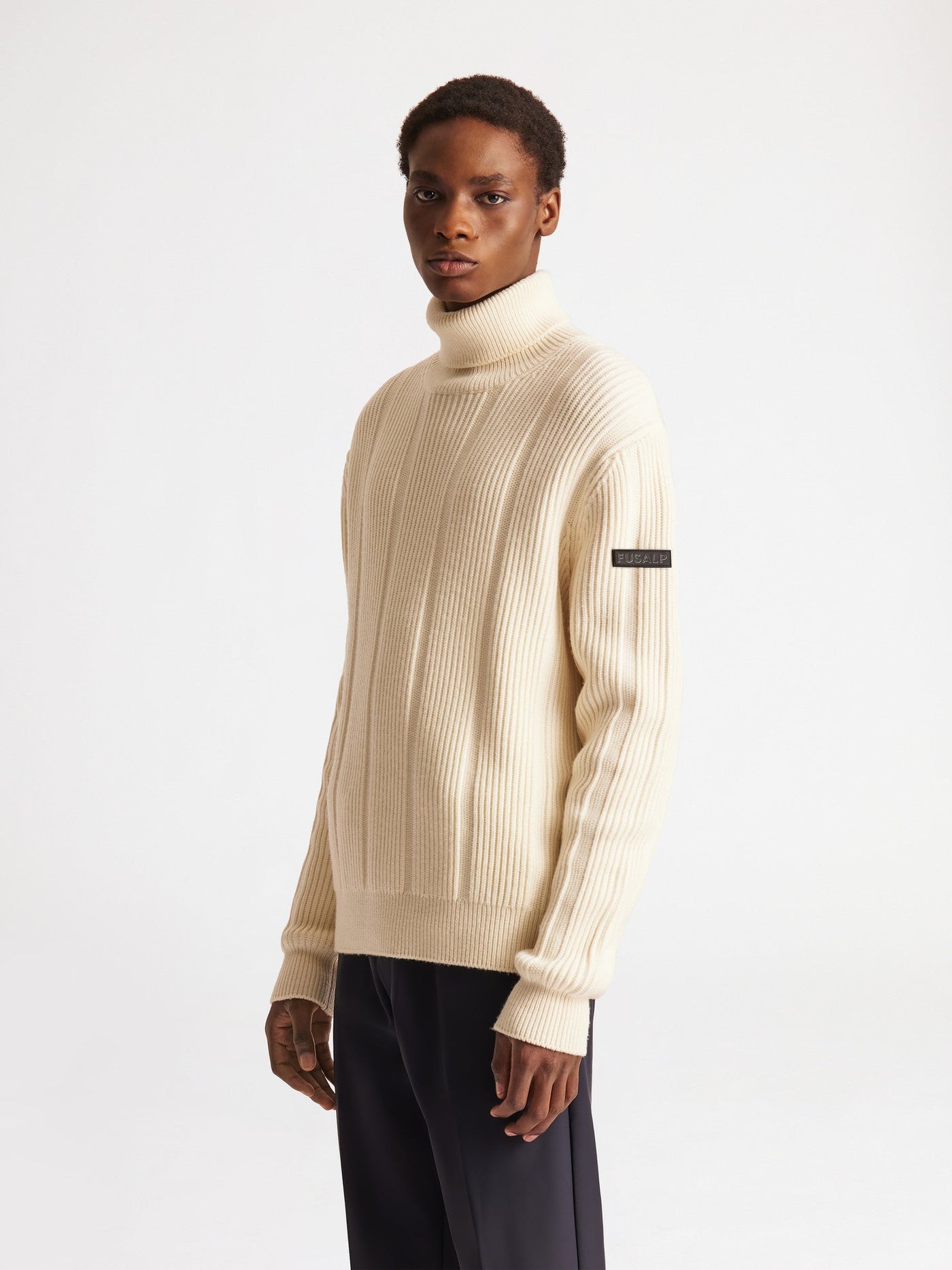 ARISTOTLE SWEATER