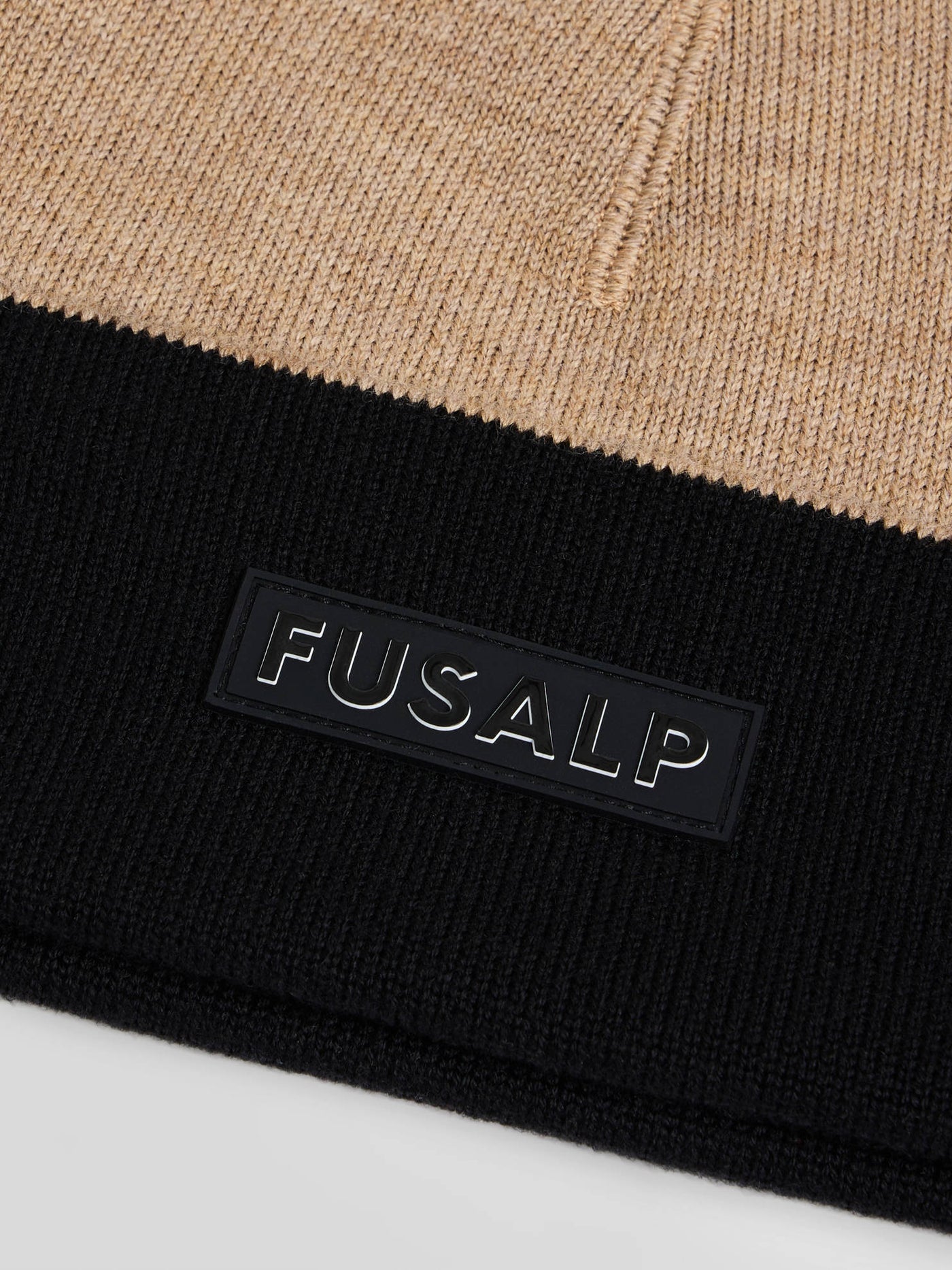 SNOW CAP