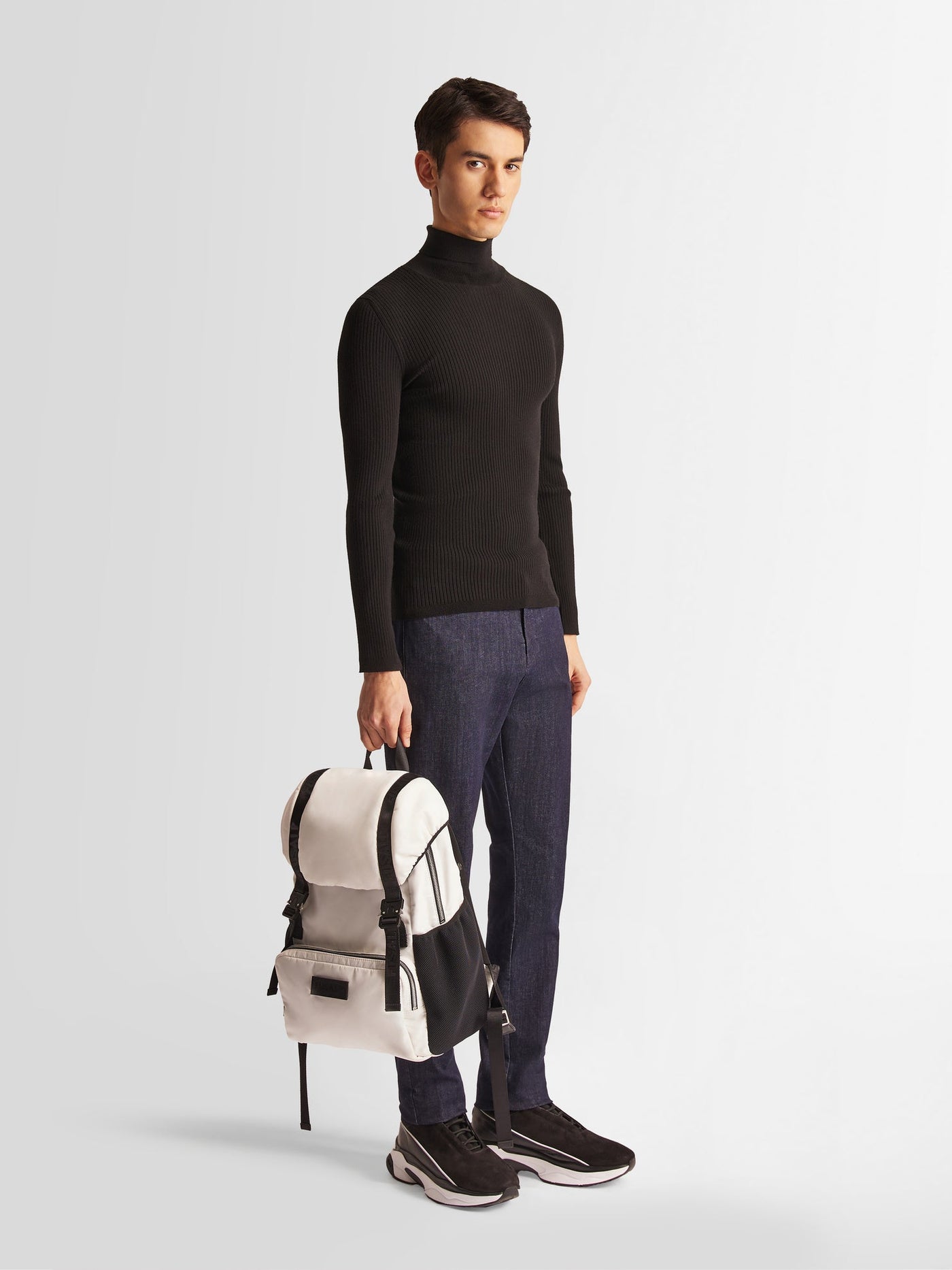 BACKPACK TECH